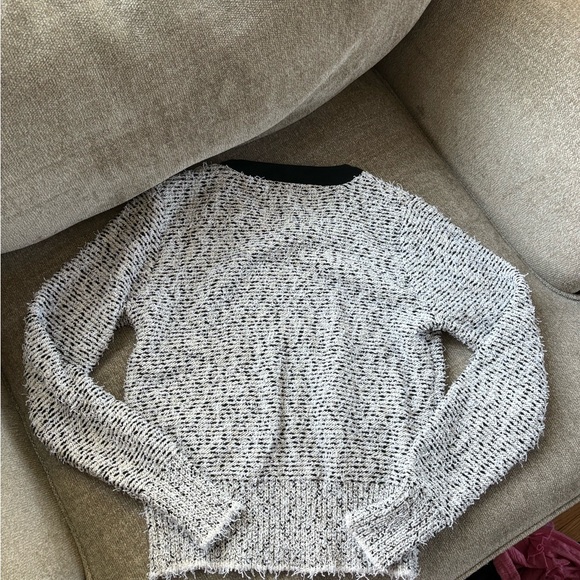 Ivanka Trump bomber zip up sweater jacket - Picture 6 of 6